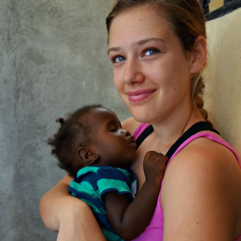 Meet your Posher, Carly