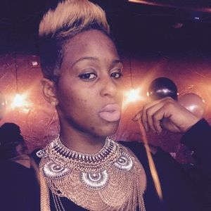 Meet your Posher, Tamara