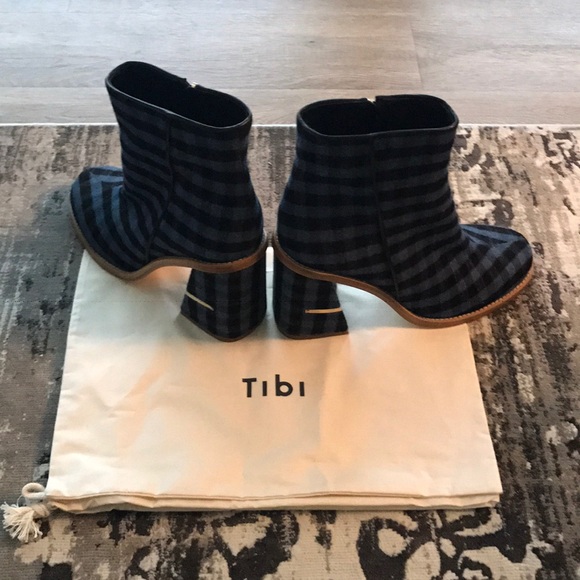 Tibi Nora Gingham Boots SZ 39.5 - Picture 5 of 6