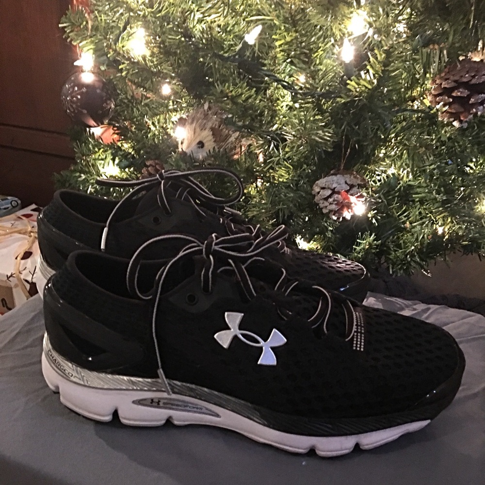 Men’s UNDER ARMOUR shoes