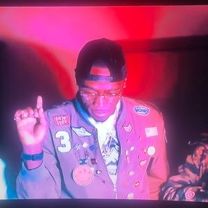 Meet your Posher, Darius