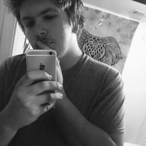 Meet your Posher, Justin