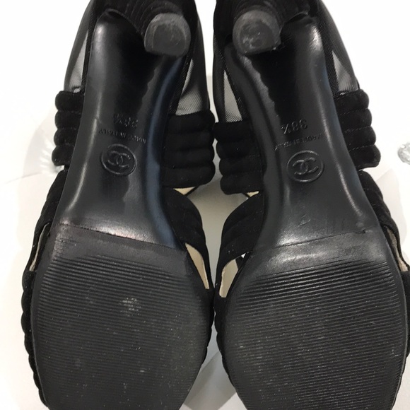 Authentic Chanel pump 4”heels - Picture 5 of 7