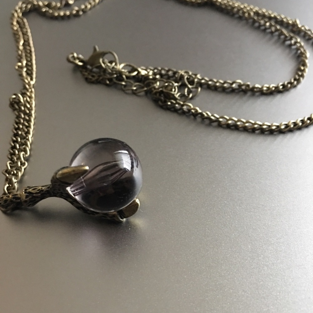 Claw Pendant necklace