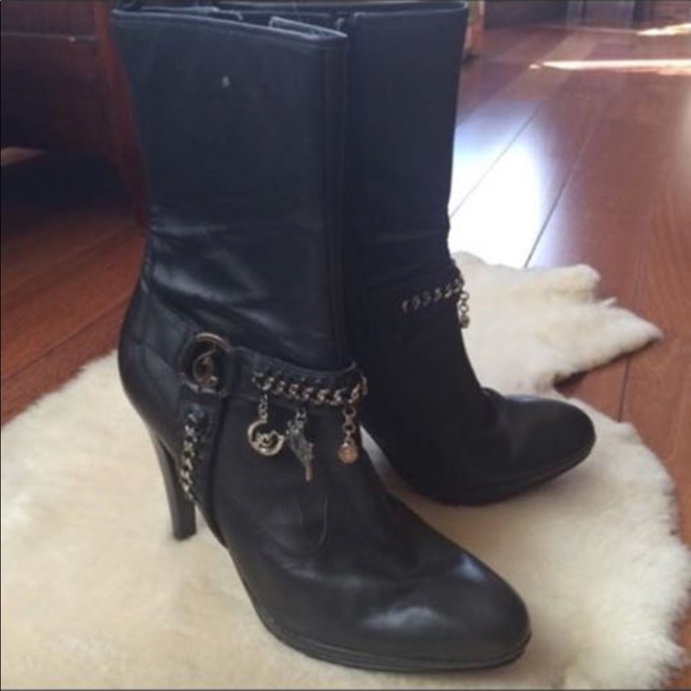 👢 BABY PHAT Black leather boots w/chains