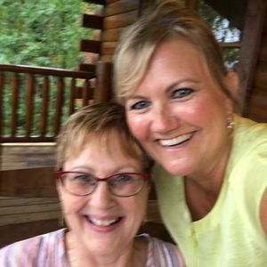 Meet your Posher, Vivian