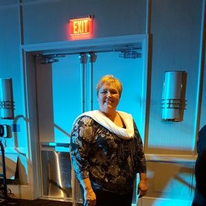 Meet your Posher, Laura