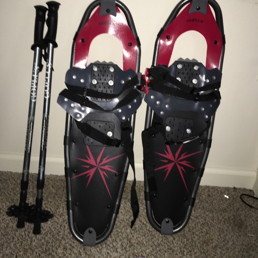 GoPlus snow shoes