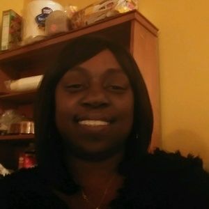 Meet your Posher, Mae