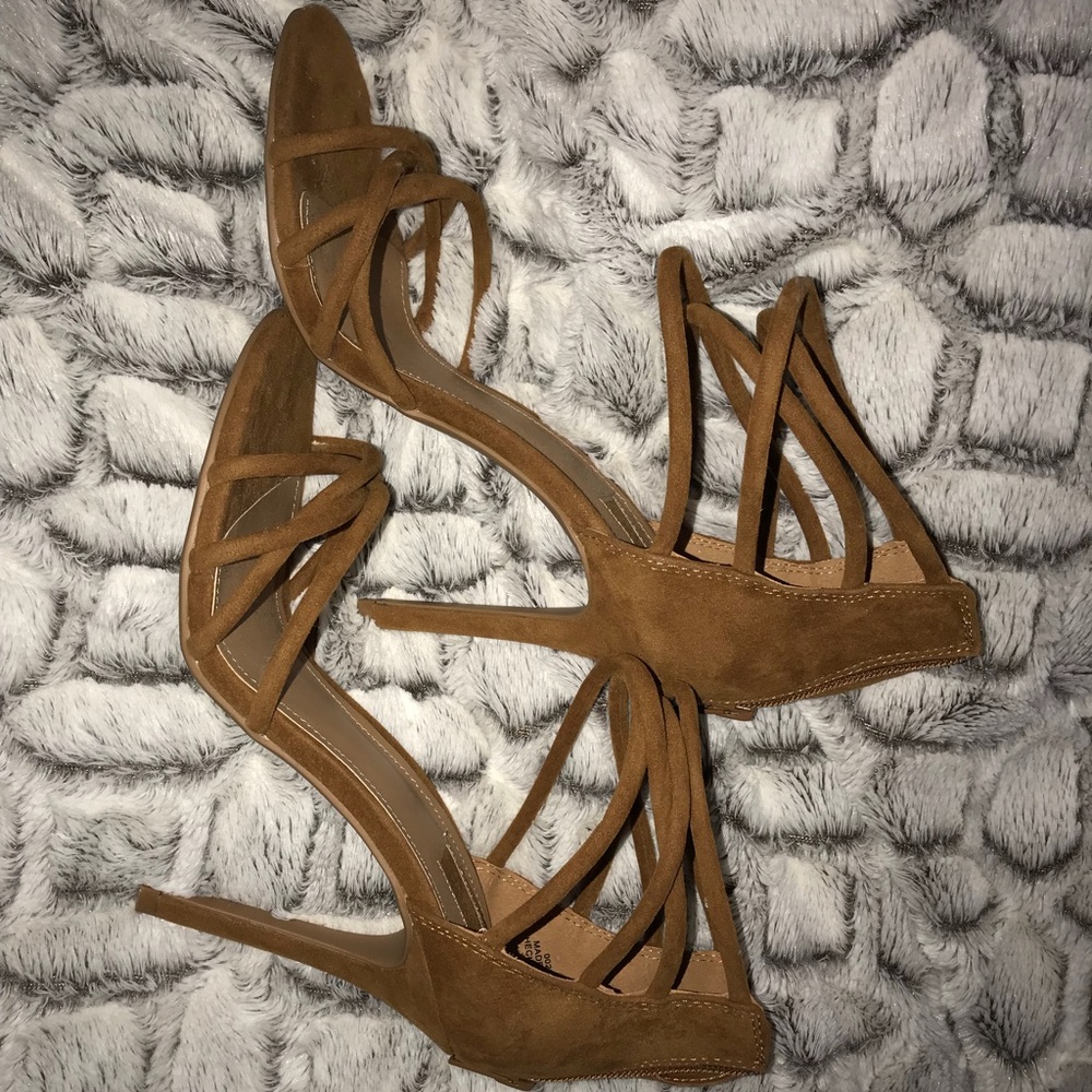 FOREVER21 BOHO WRAP HEELS