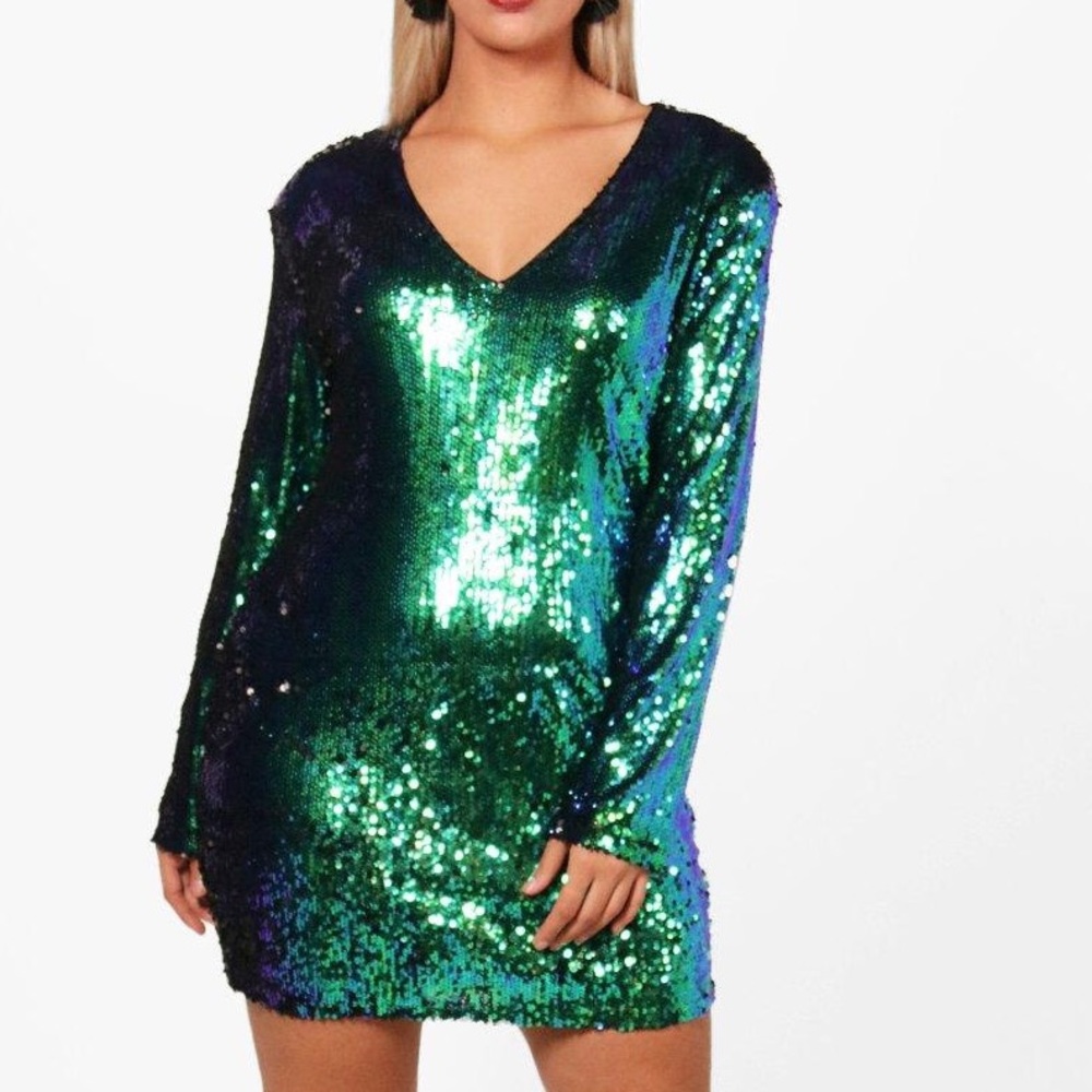 Molly Sequin Extreme Plunge Bodycon Dress (plus)