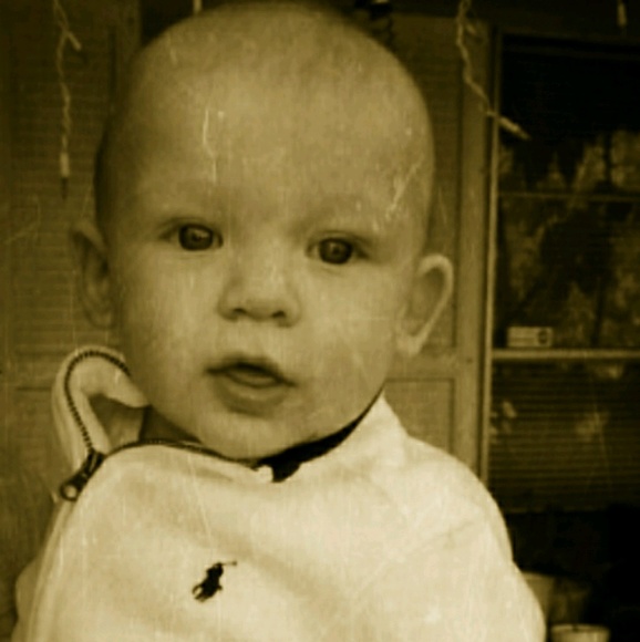 Meet your Posher, Bridget - Picture 1 of 1