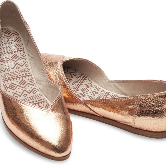toms pointed flats