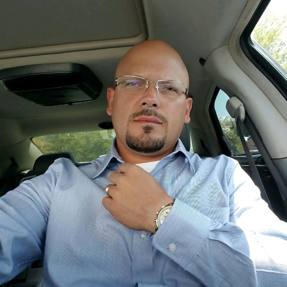 Meet your Posher, Mike - Picture 1 of 1