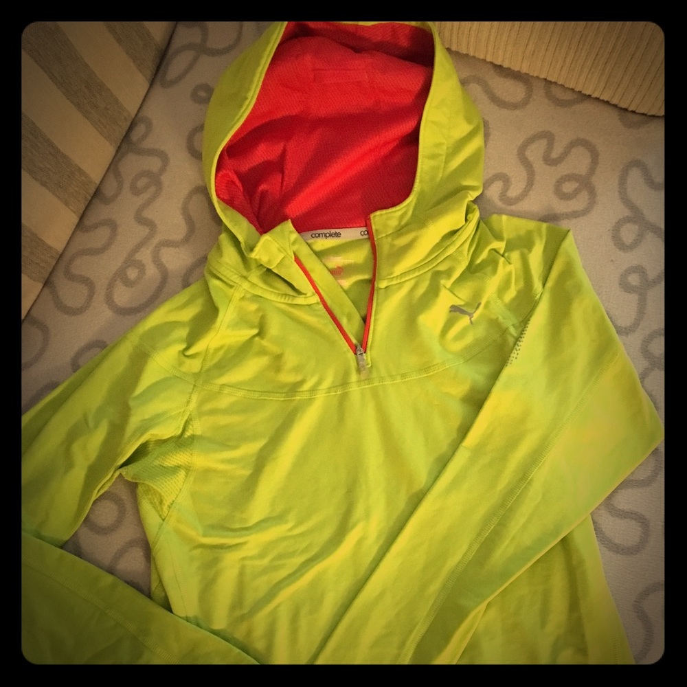 Puma Women’s Complete Run Hooded Top