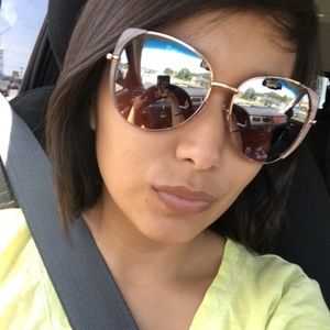 Meet your Posher, Ginger