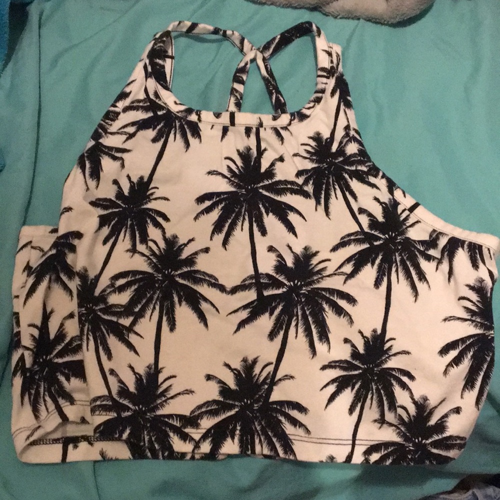 crop top