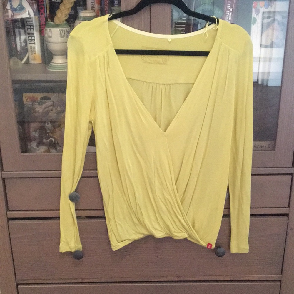 Sexy and sporty canary yellow esprit denim top