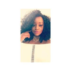 Meet your Posher, Genevieve