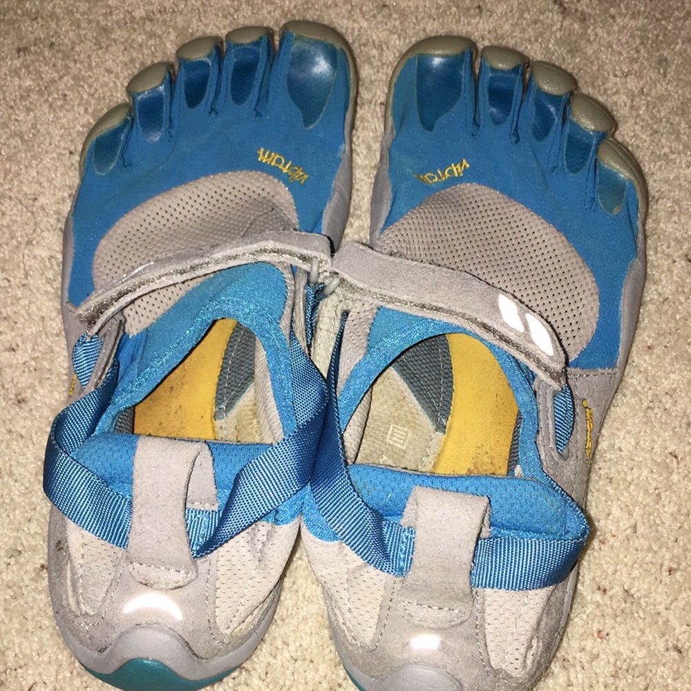 Vibram Five Finger Toe Shoes