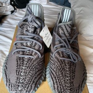 Yeezy boost 350 v2 beluga 2.0