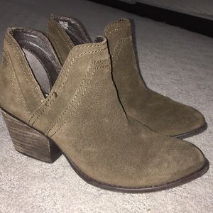Steve Madden booties