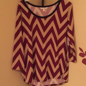 Sz lrg Charming Charlie chevron blouse
