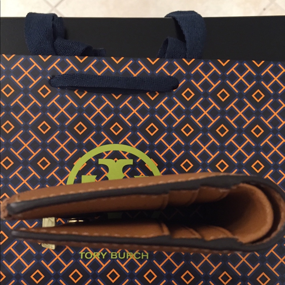 🆕Tory Burch Robinson “mini” slim leather wallet - Picture 7 of 8