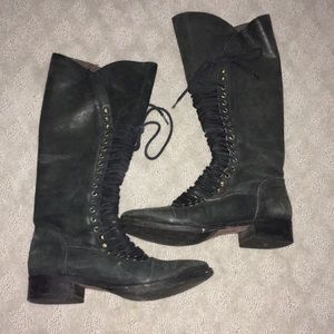 Joie combat boots