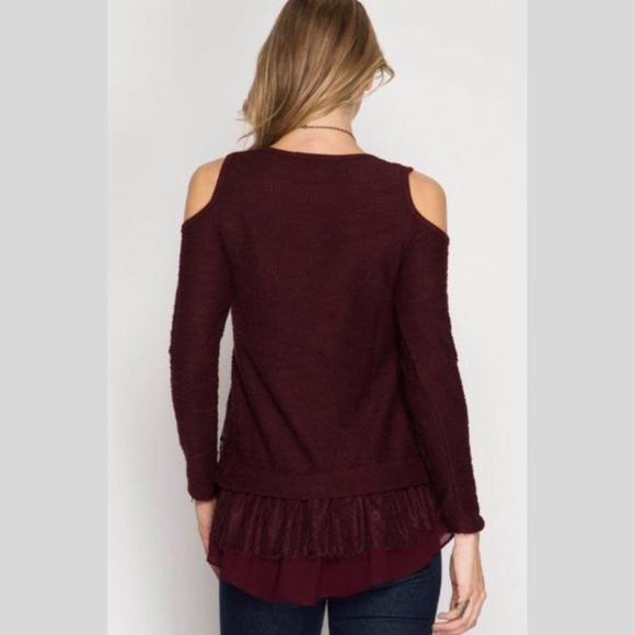 Cold Shoulder Top - Picture 3 of 4