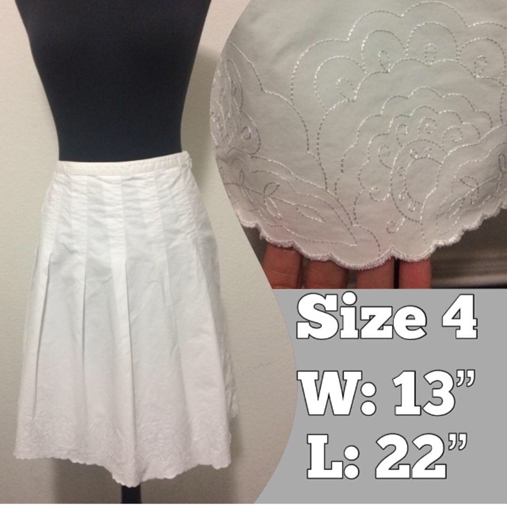 SOLD 💕Ann Taylor Skirt 💕 Size 4