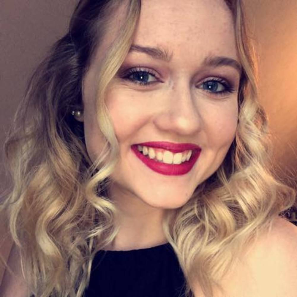 Meet your Posher, Hannah