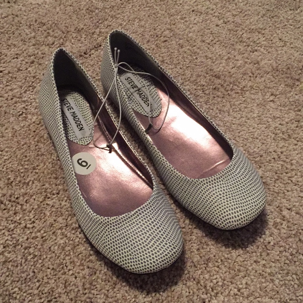 Steve Madden flats