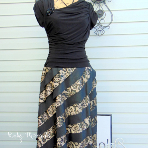 Black and Gold Party Dress Size 10 - Picture 6 of 8