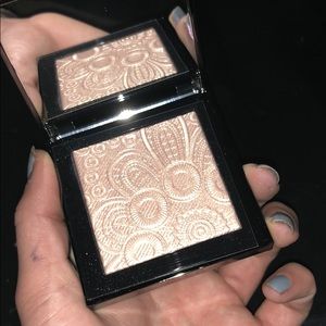 Brand new Burberry highlighter