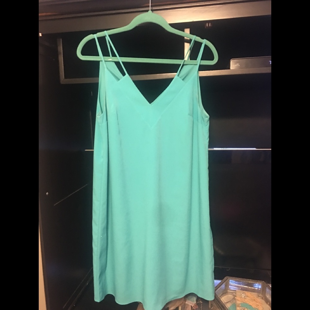 Dress super cute!