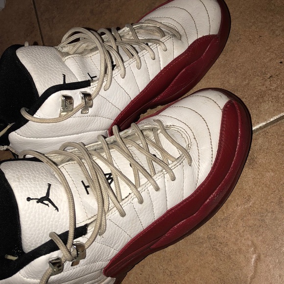 Red and White 12s - Picture 4 of 5