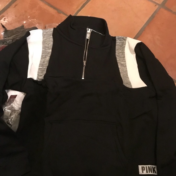 VS PINK BOYFRIEND QUARTER ZIP PULLOVER - Picture 4 of 5