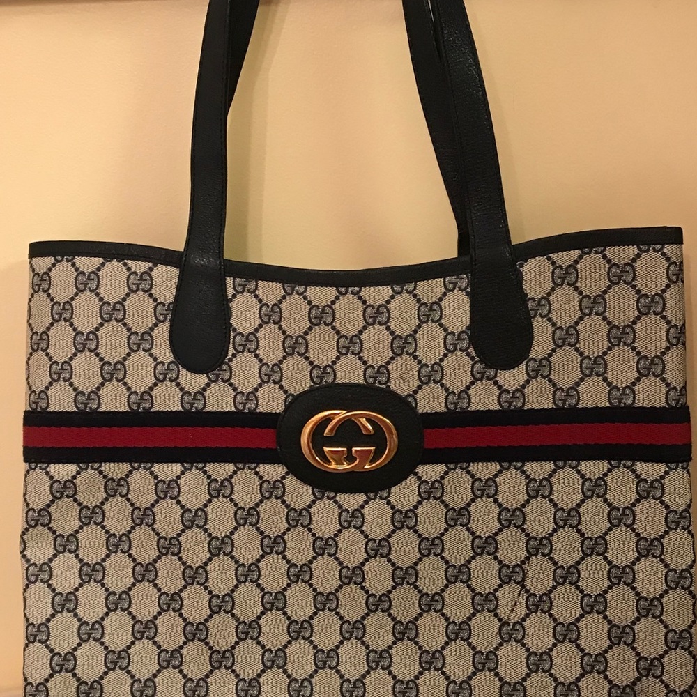 *Authentic* GUCCI tote