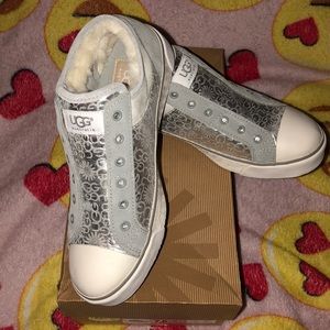 Silver/Gray Uggs (Laela)