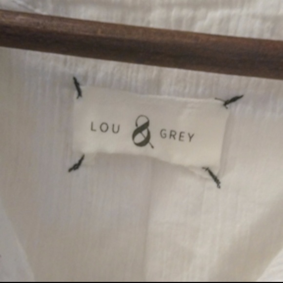 Lou & Grey crinkle cotton Henley Top: EUC - Picture 4 of 4
