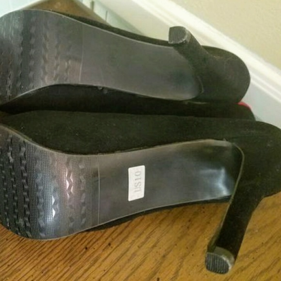 Fancy Heels - Picture 2 of 4