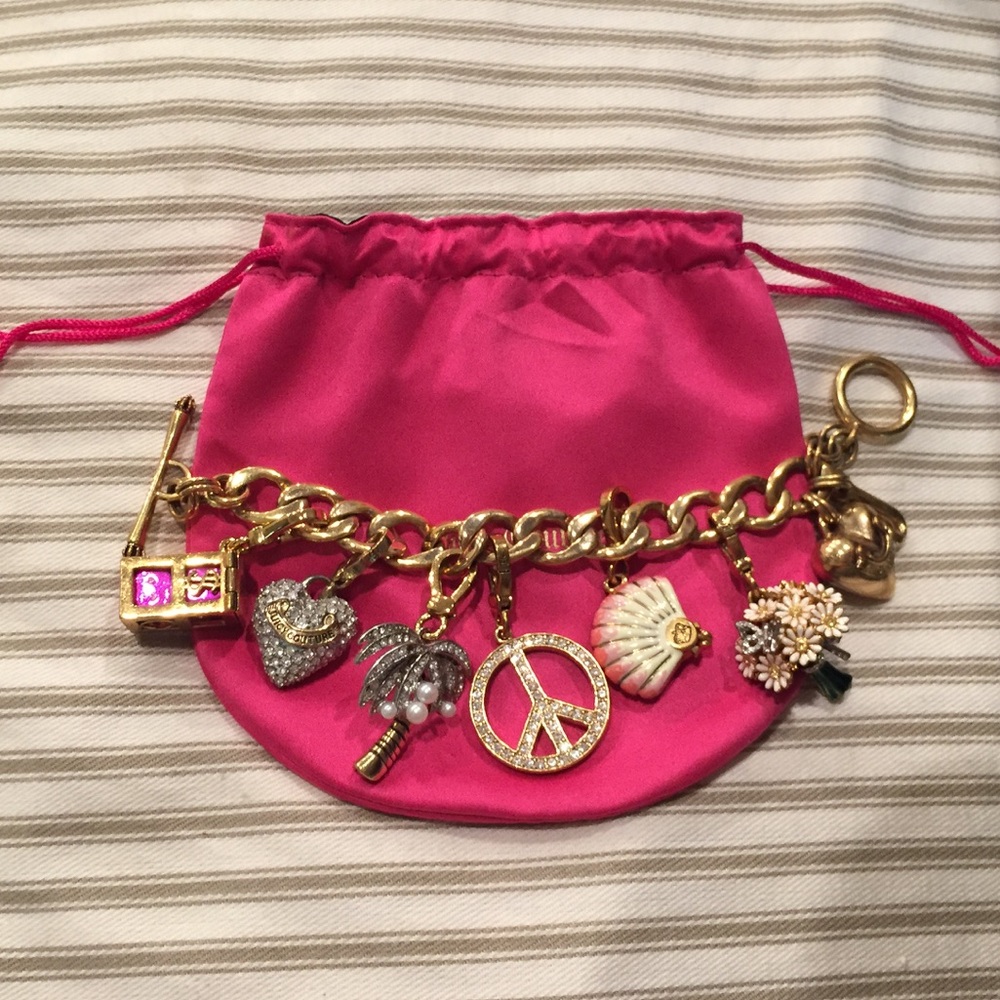 🦋 Juicy Couture Charm Bracelet Plus 4 Charms