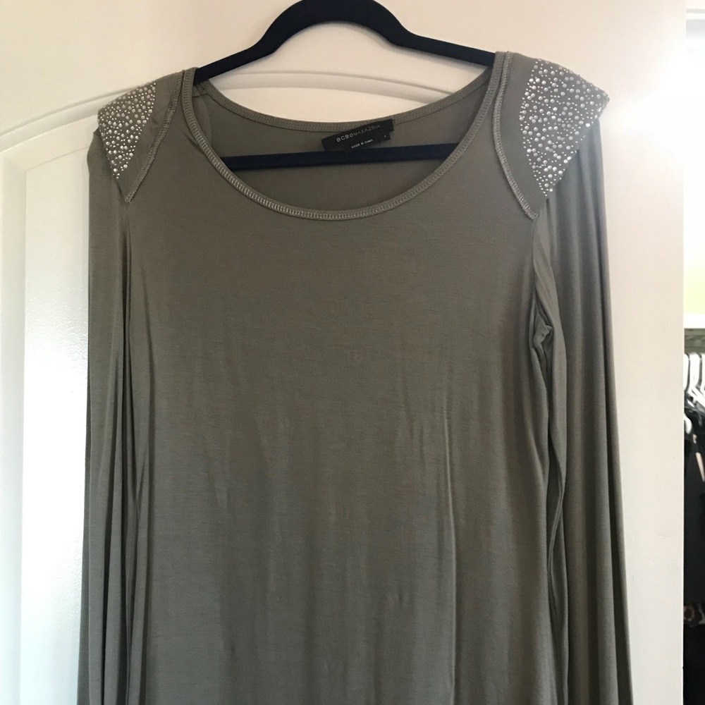 BCBG Top Size L