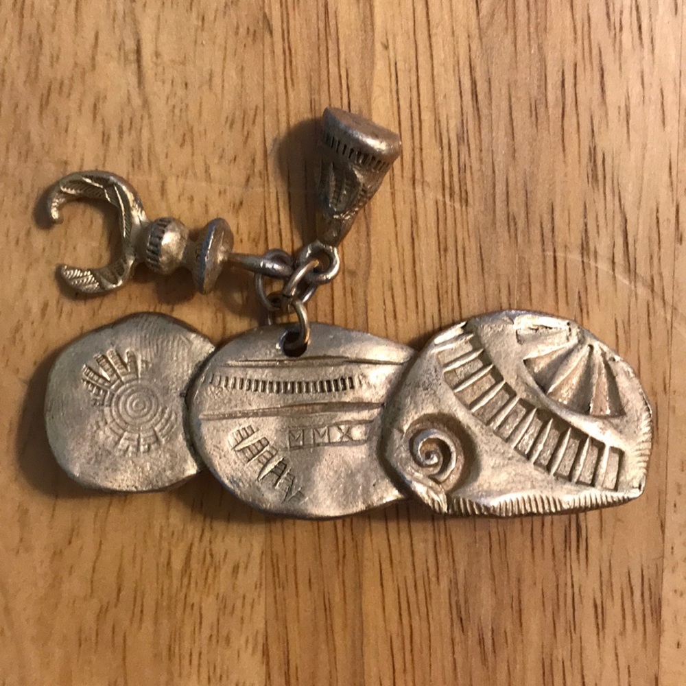 Eqyptian style brooch.
