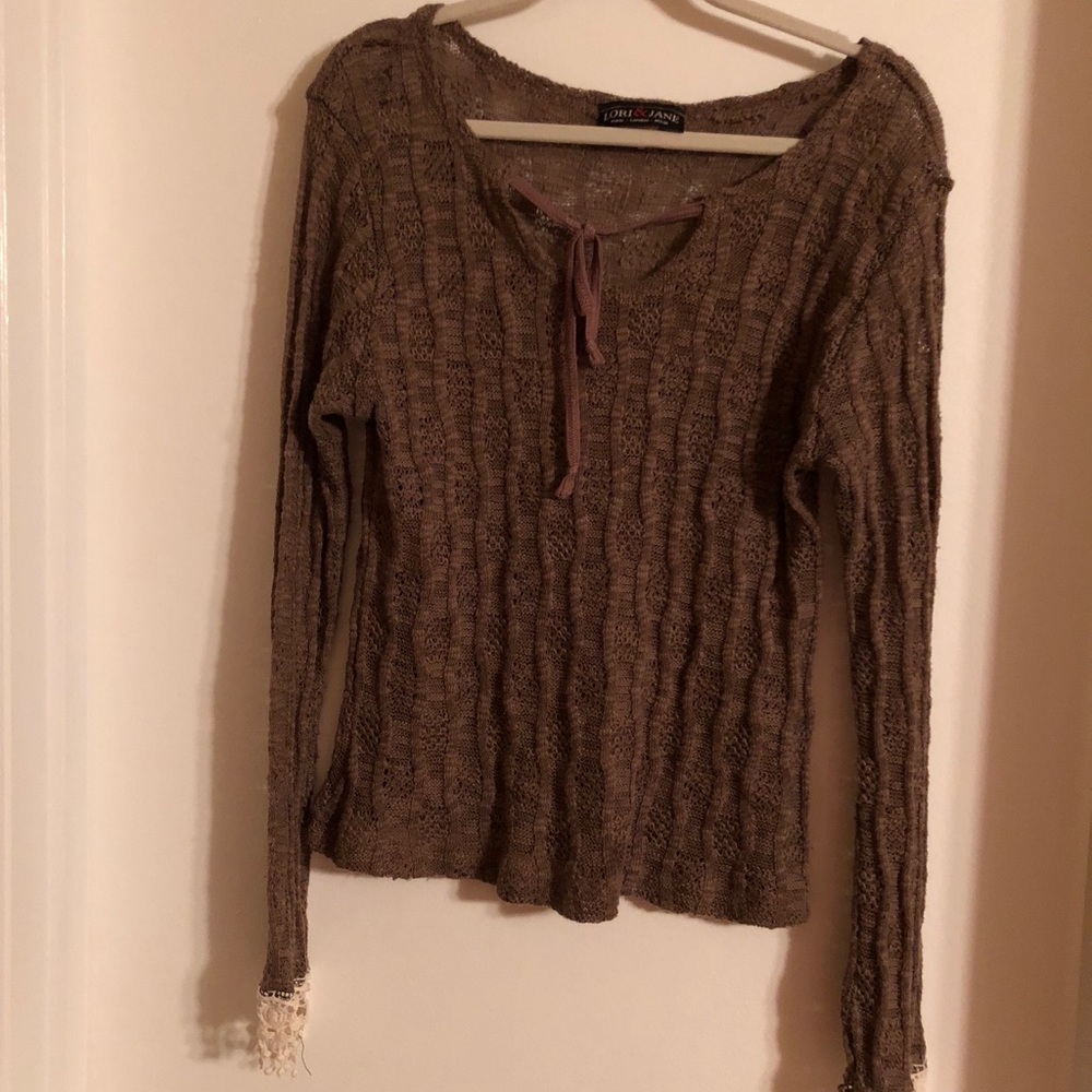 Brown long sleeve sweater