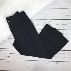 Lululemon Gather and Crow Leggings Size 6