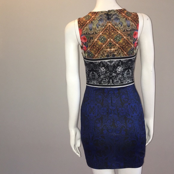 Bodycon floral dress - Picture 2 of 2