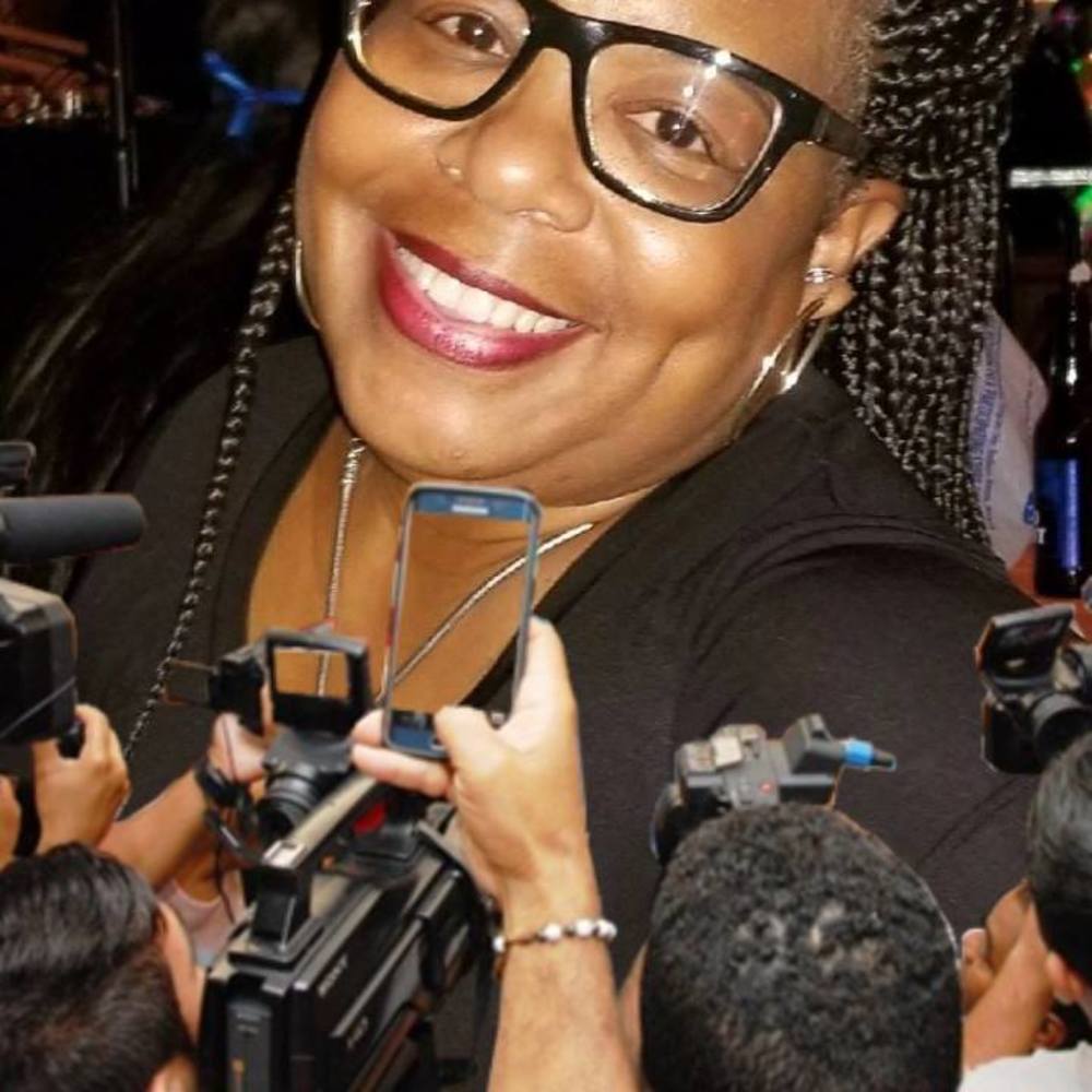 Meet your Posher, Brenda