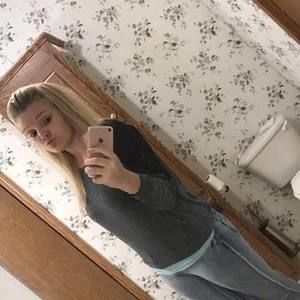 Meet your Posher, Jade